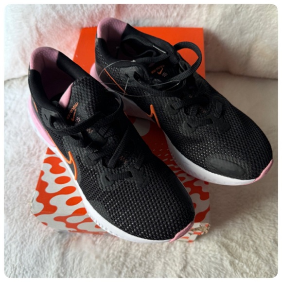 Nike RENEW RUN RUNNING SHOES SIZE 7 1/2 NWT - Picture 7 of 13